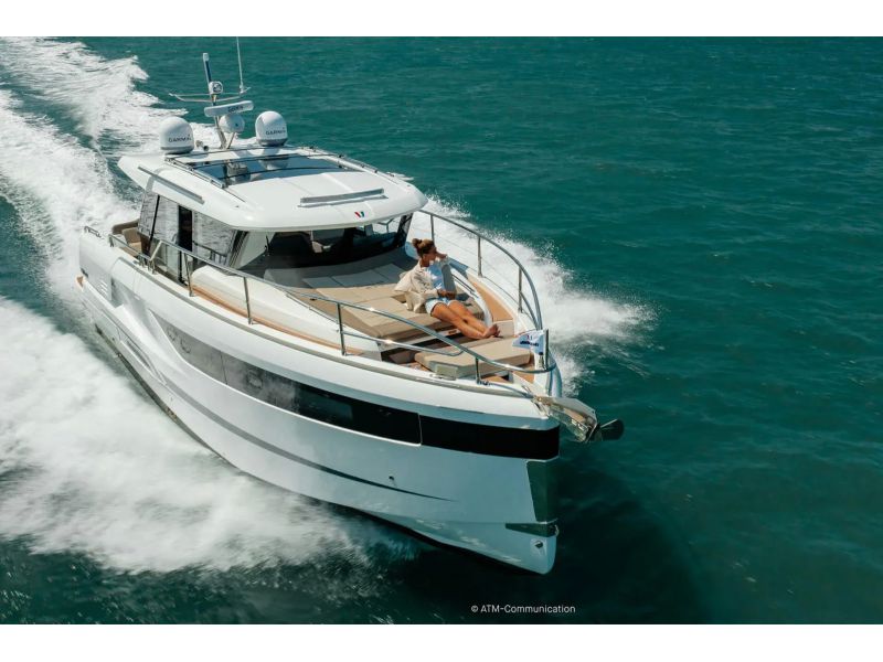 WELLCRAFT 44 Explorer